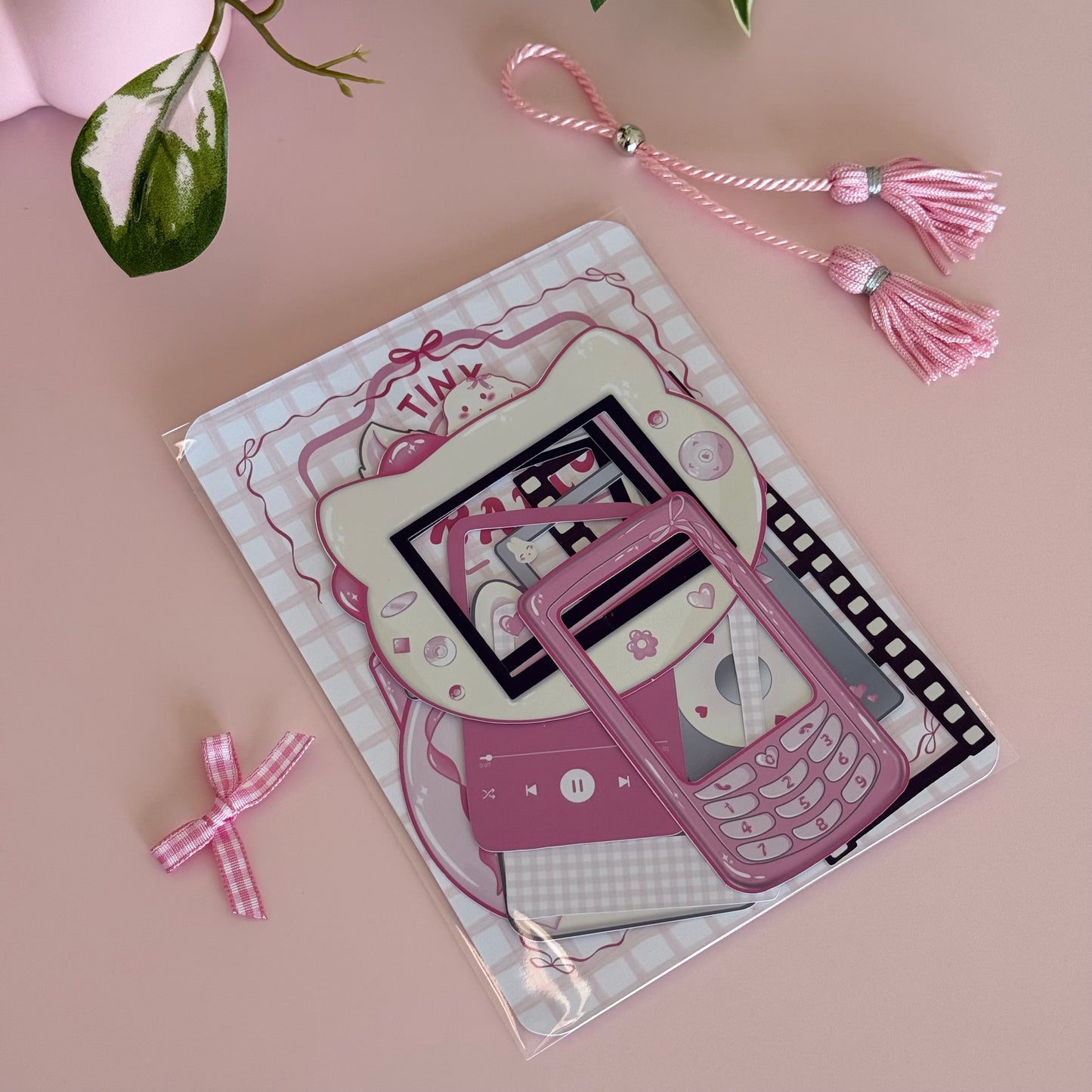Tiny Frames Cut-Outs